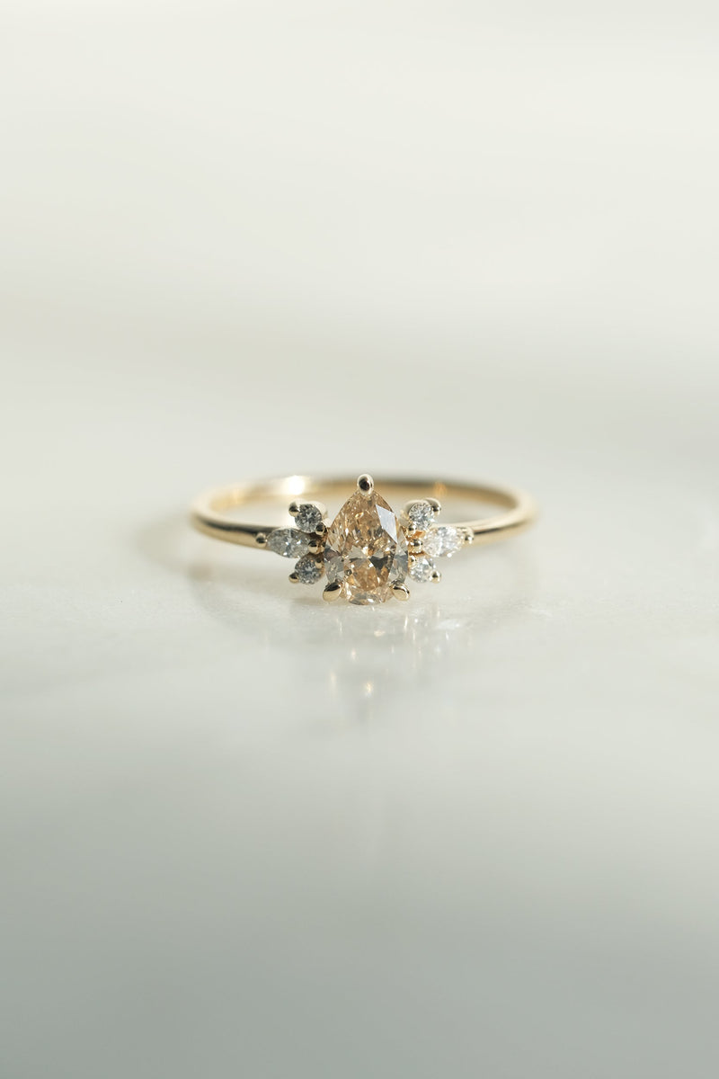 READY TO SHIP // HOLLY ring // Champagne pear diamond 0.52ct