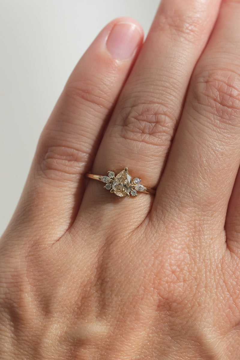 READY TO SHIP // HOLLY ring // Champagne pear diamond 0.52ct