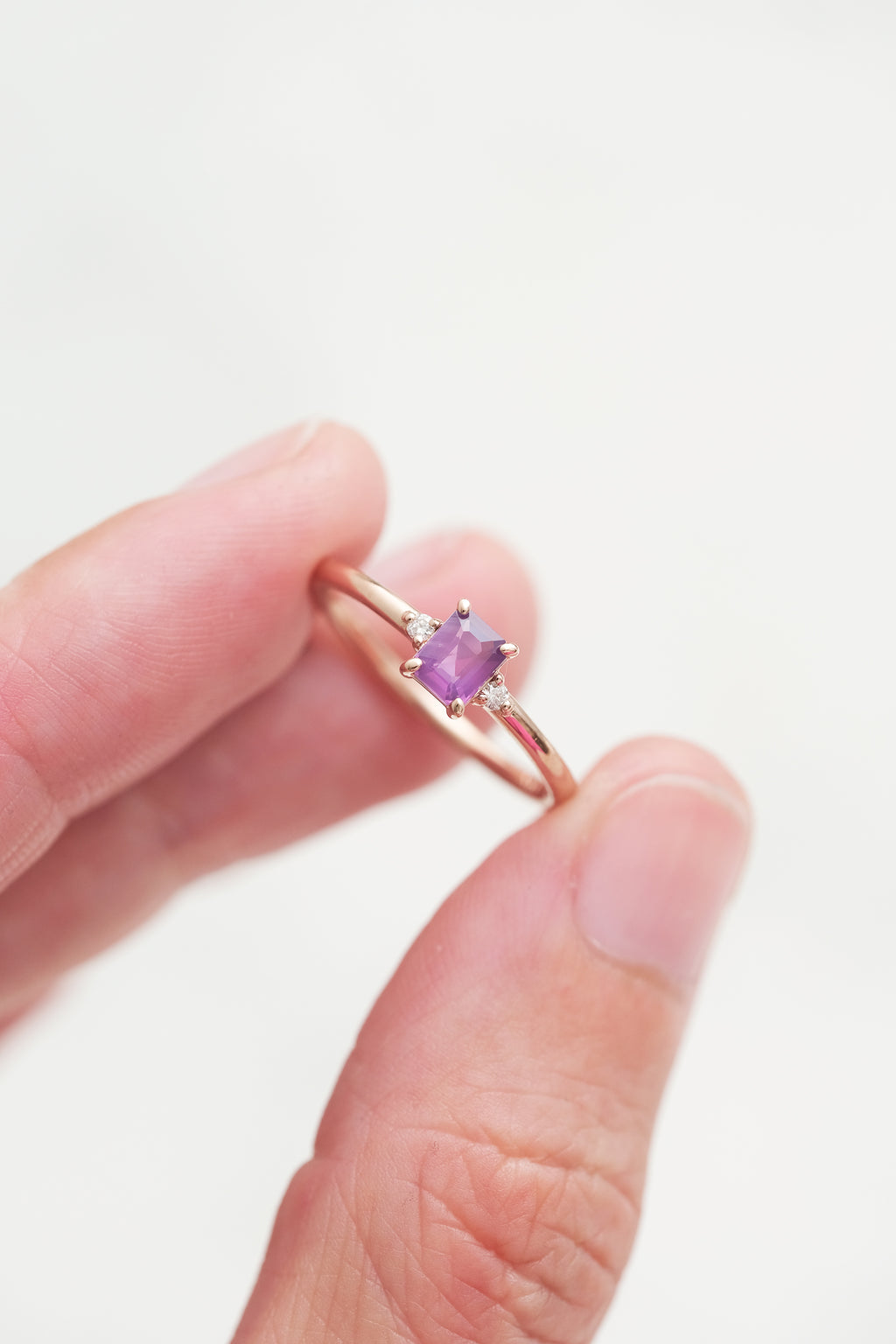 PRÊTE À PARTIR // Bague NOLA // Saphir mauve