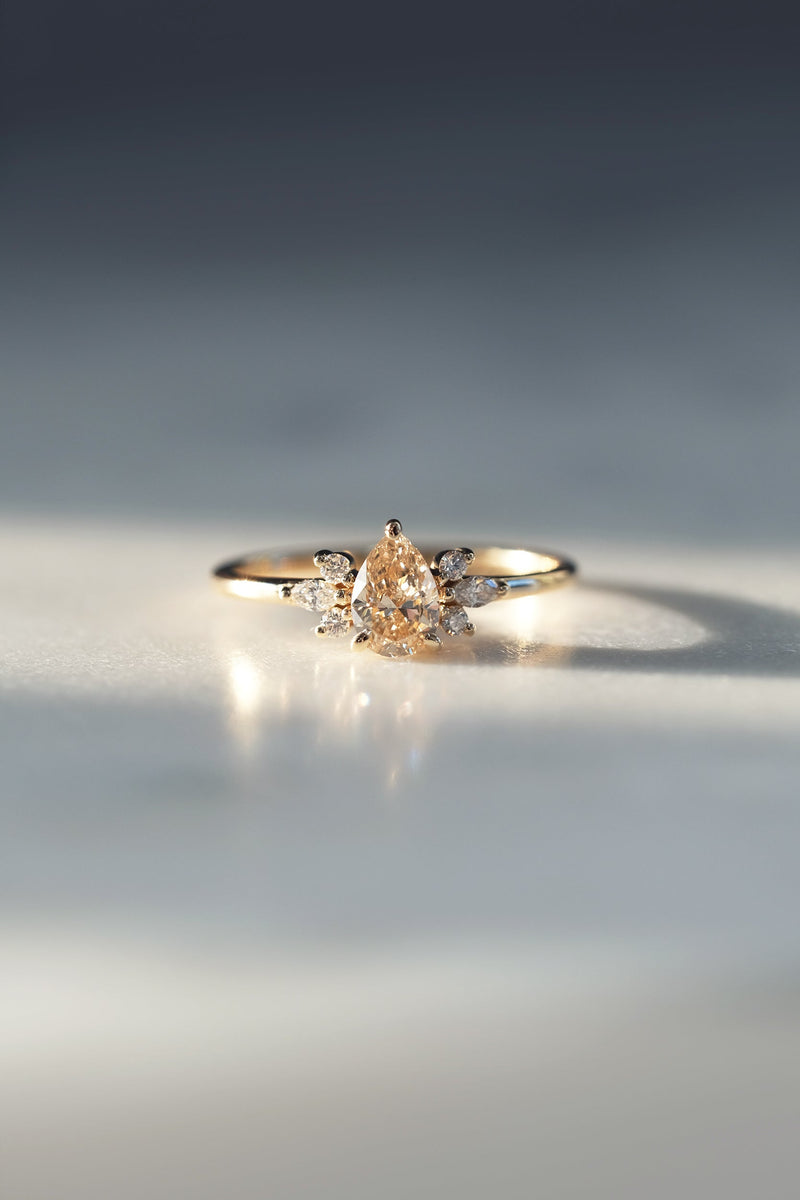 READY TO SHIP // HOLLY ring // Champagne pear diamond 0.52ct