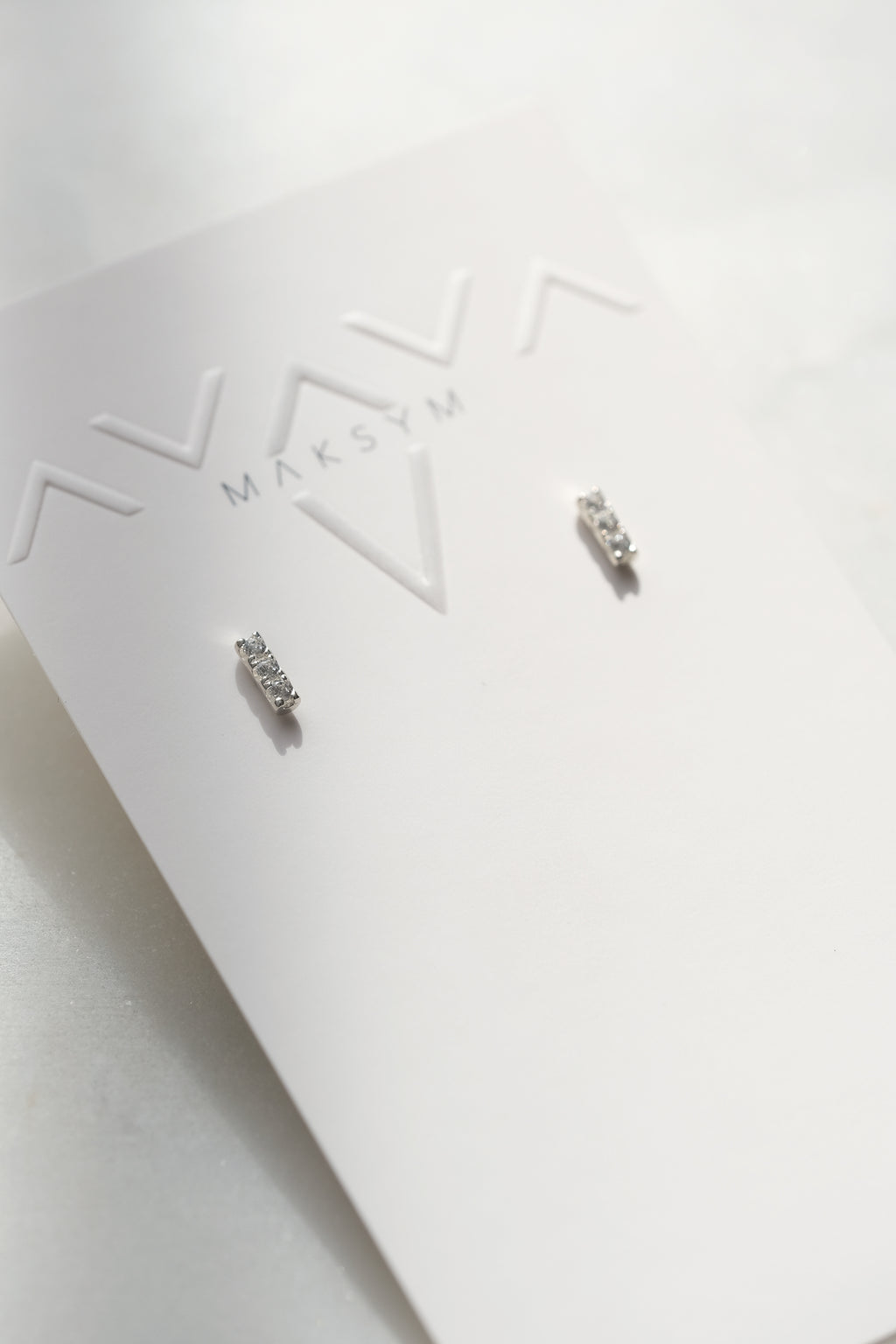 NEW // Bar + 3 CZ earrings // Silver