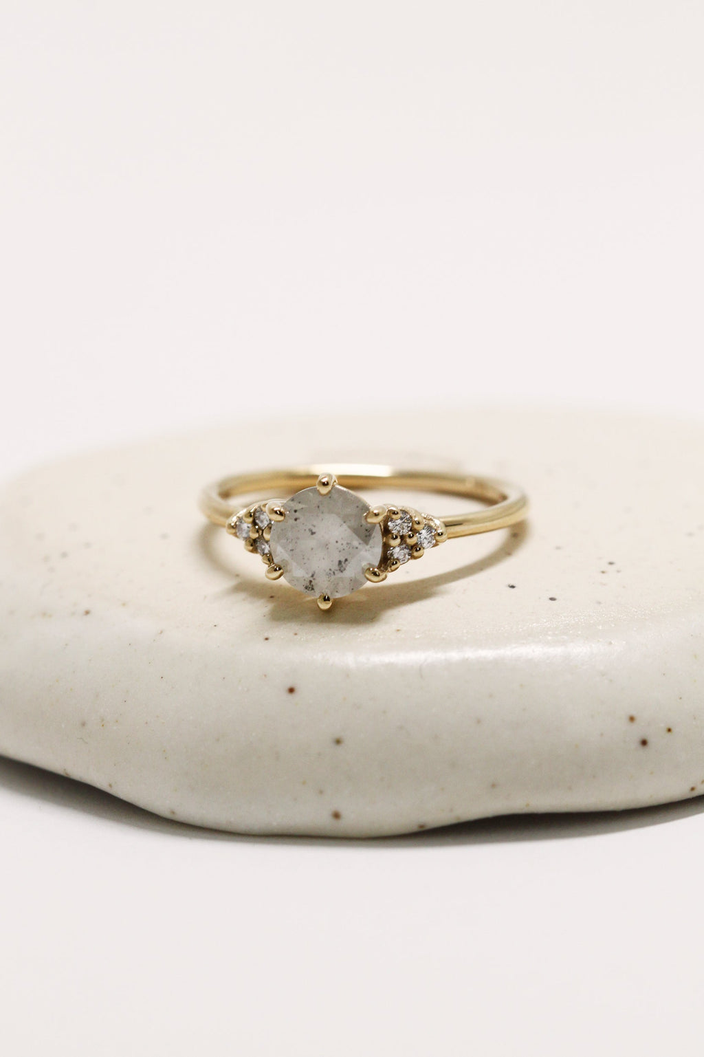 READY TO SHIP // TALIA ring // White salt and pepper diamond 1.24ct